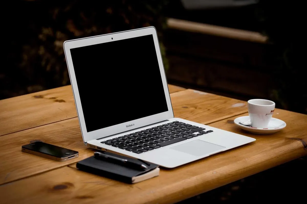 ল্যাপটপে ১৫,০০০ টাকা পর্যন্ত ছাড় — Ryans Computers অফার ব্যানার